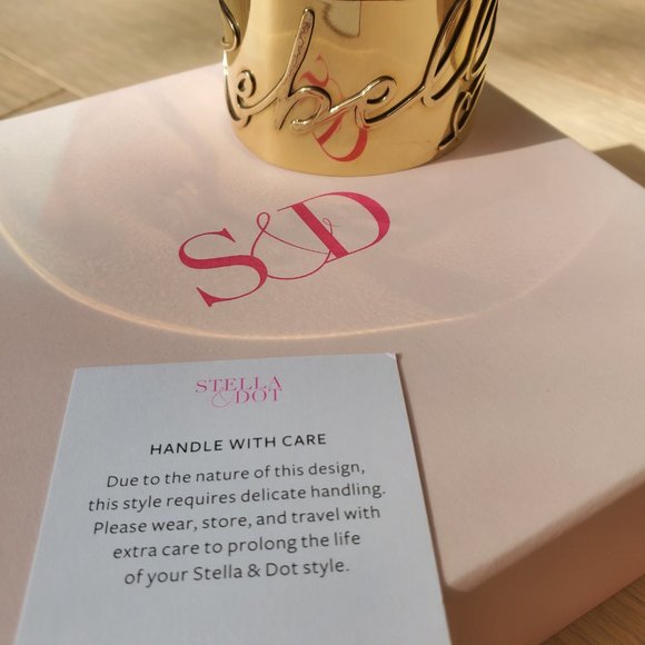 STELLA & DOT "Rebelle" cuff and sweatshirt - Picture 2 of 8